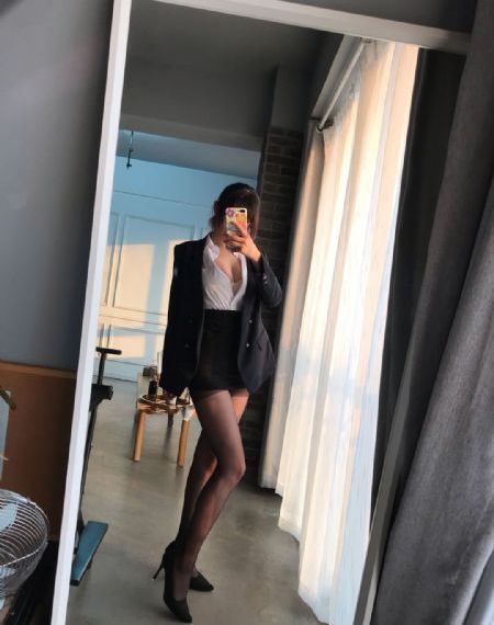 小柔好湿好紧好深霸总_蓝光全集免费播放